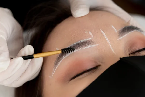 How to Choose the Best Eyebrow Tattoo Artist