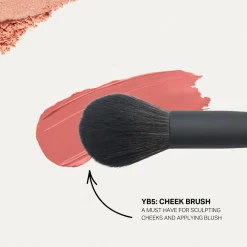 Youngblood YB5 Cheek Brush G01