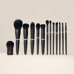 Youngblood YB6 Powder Buffing Brush G01